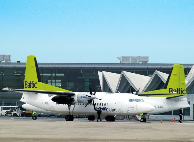 „airBaltic“ pristato trečią tiesioginį skrydį iš Talino – į Vieną