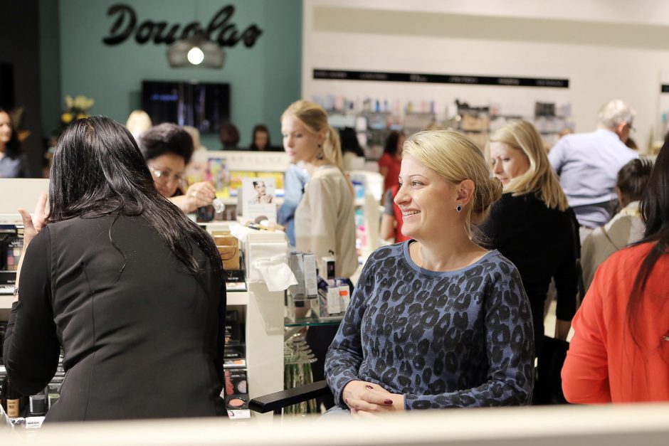Išskirtinė kosmetika klaipėdiečiams – didesnėje „Douglas“ parduotuvėje