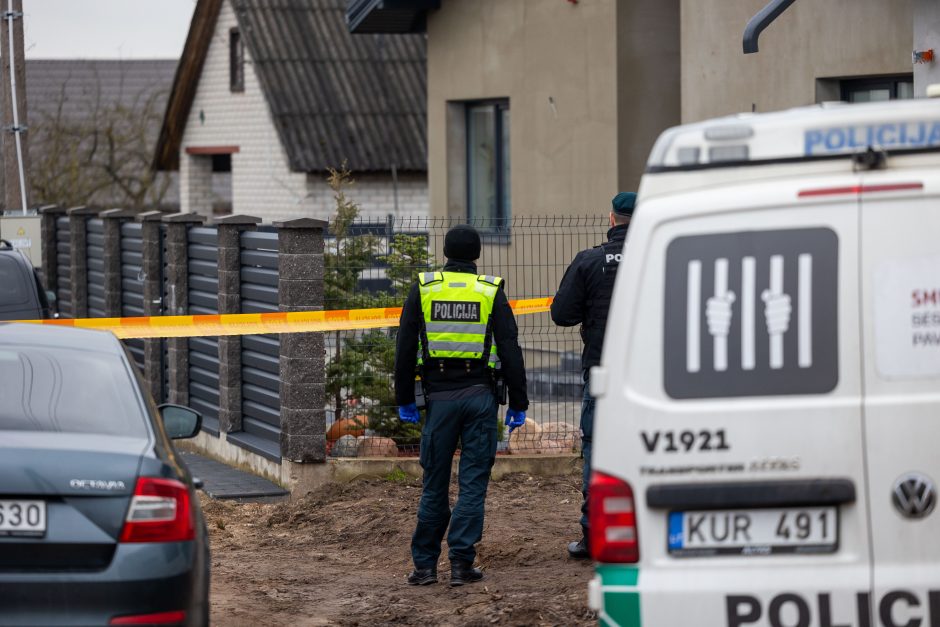 Šeimos tragedija Šalčininkuose: vyrui nušovus žmoną ir nusižudžius, našlaičiais liko du vaikai