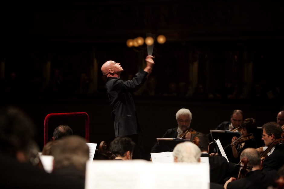 Milano „La Scala“ orkestrui Vilniuje diriguos muzikos garsenybė