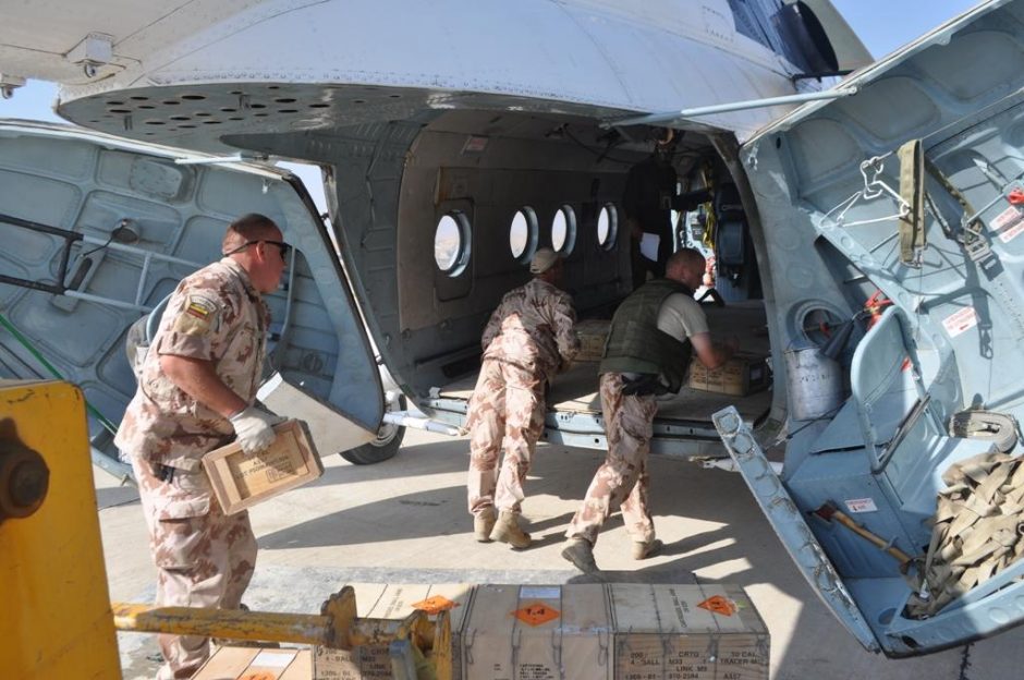 Į misiją Afganistane išlydėta logistikos karių grupė