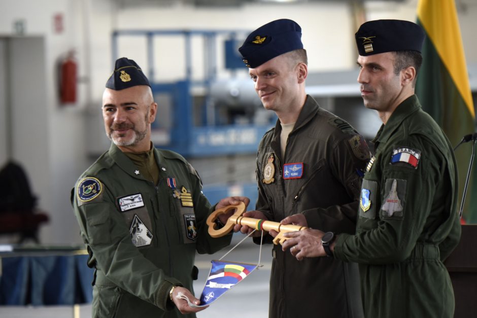 Belgija ir Prancūzija perėmė NATO oro policijos misiją Baltijos šalyse