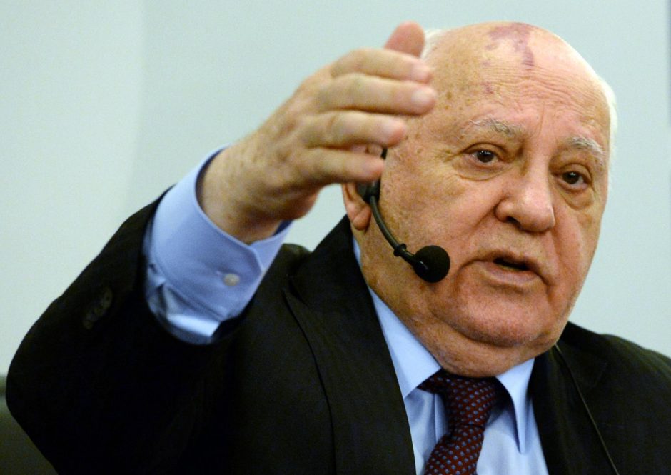 M. Gorbačiovas: B. Nemcovo nužudymu bandoma destabilizuoti situaciją Rusijoje