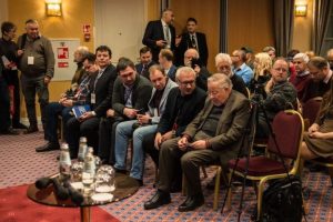 Įtariamas Rusijos šnipas lankėsi ir Lietuvoje: forume Vilniuje užfiksuotas šalia V. Landsbergio