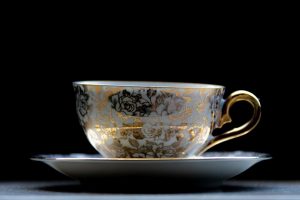 Vagišius iš parduotuvės nugvelbė gryno aukso arbatos puodelį: jo vertė – 65 tūkst. dolerių