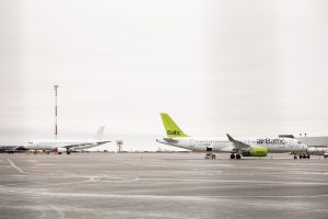 M. Skuodis: Lietuva svarsto galimybę įsigyti „Air Baltic“ akcijų