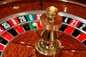 Ministerija siūlo tikslinti, kiek nuo kazino nutolęs bendrovės pavadinimas būtų reklama