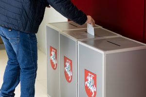 Svarbi informacija rinkėjams: Kauno savivaldybės pastate balsuoti iš anksto nebus galima