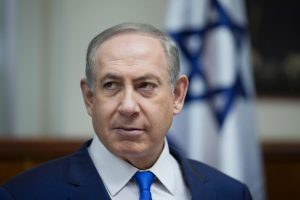 B. Netanyahu teigimu, atšaukus vizitą JAV buvo pasiųstas signalas „Hamas“