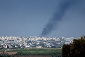Izraelio kariuomenė: Gazos gyventojai turi nedelsti ir evakuotis