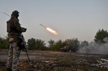 Ukraina teigia atlaikanti smarkias Rusijos atakas šalies rytuose
